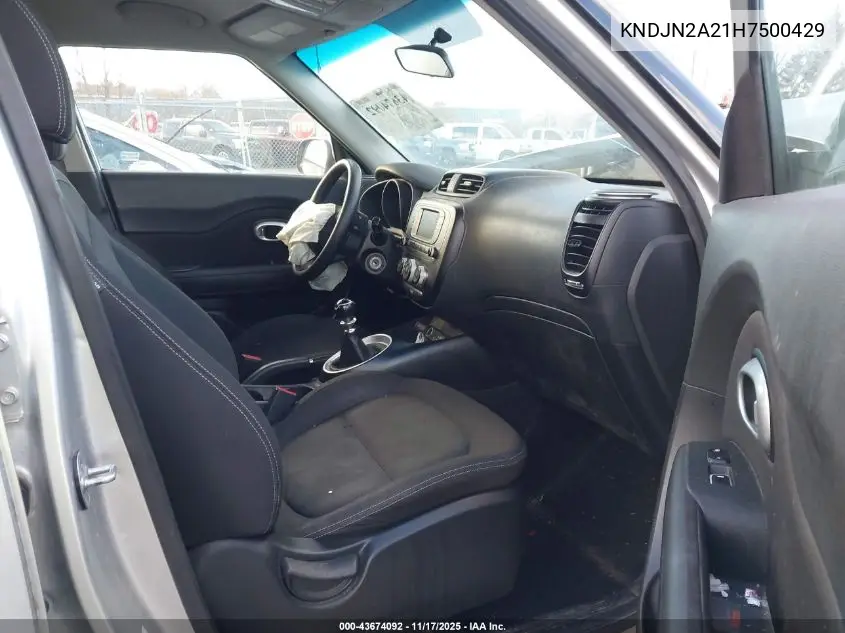 KNDJN2A21H7500429 2017 Kia Soul !