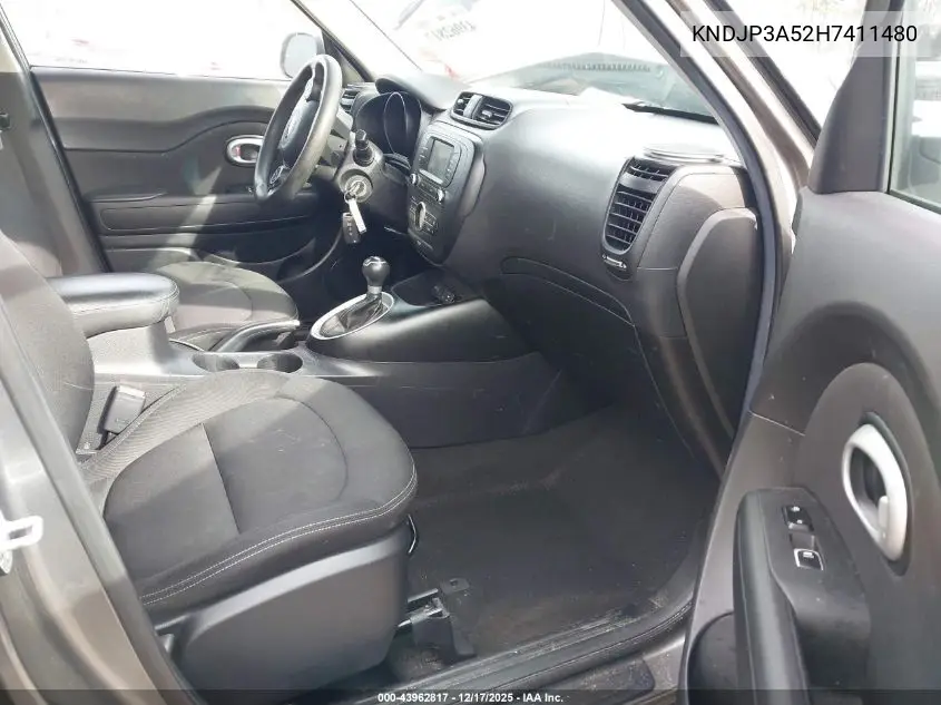 KNDJP3A52H7411480 2017 Kia Soul +