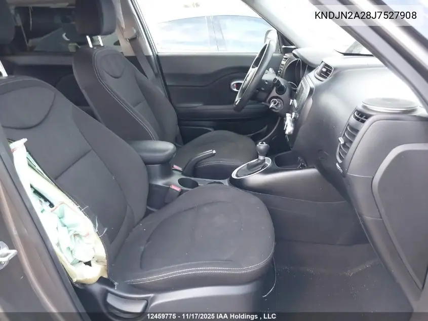 KNDJN2A28J7527908 2018 Kia Soul