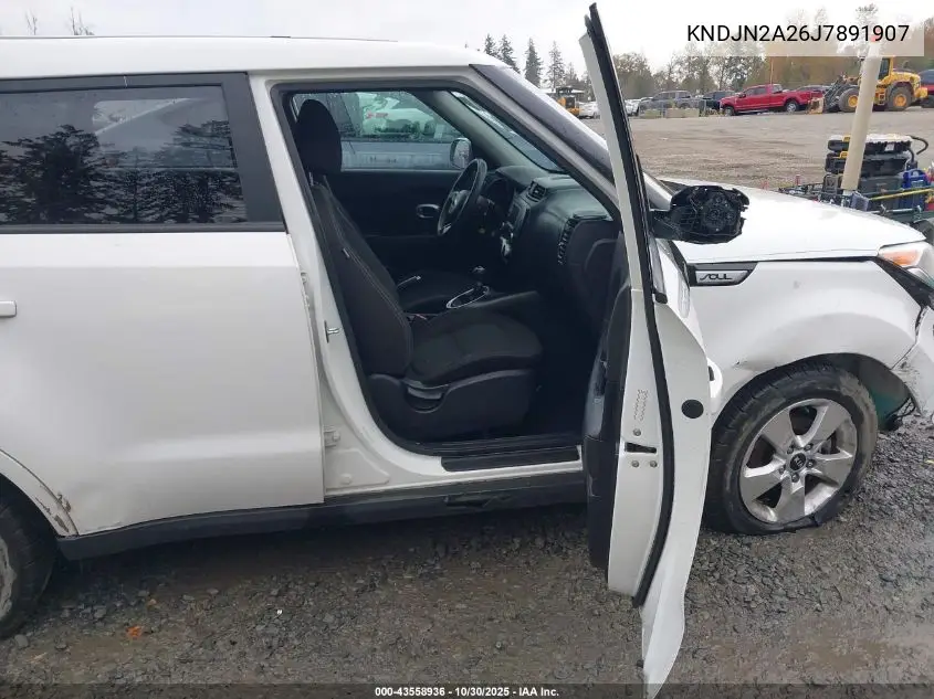 KNDJN2A26J7891907 2018 Kia Soul