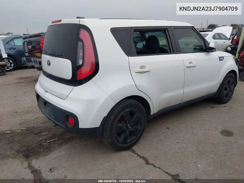 KNDJN2A23J7904709 2018 Kia Soul