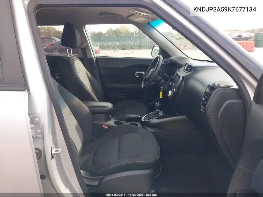 KNDJP3A59K7677134 2019 Kia Soul +