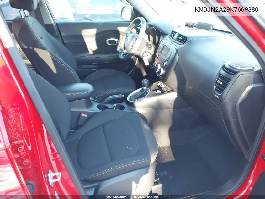 KNDJN2A29K7669380 2019 Kia Soul