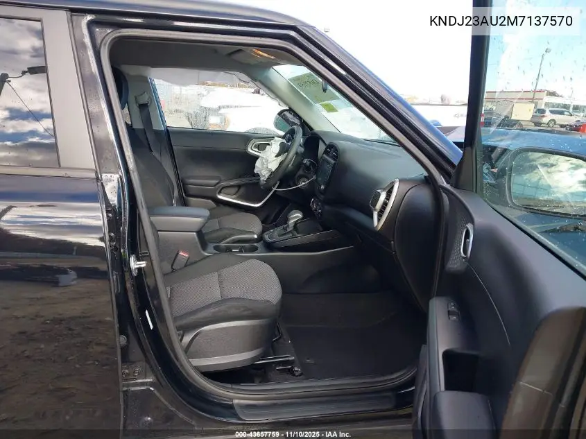 KNDJ23AU2M7137570 2021 Kia Soul Lx