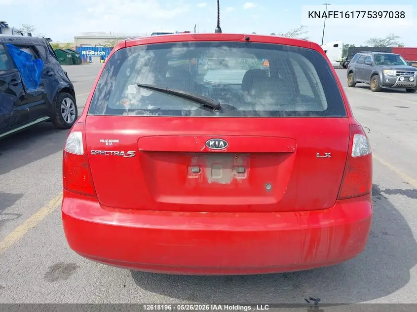 2007 Kia Spectra5 VIN: KNAFE161775397038 Lot: 12618196
