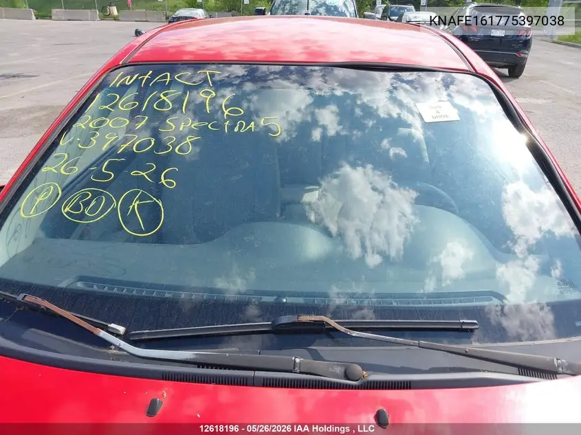 2007 Kia Spectra5 VIN: KNAFE161775397038 Lot: 12618196