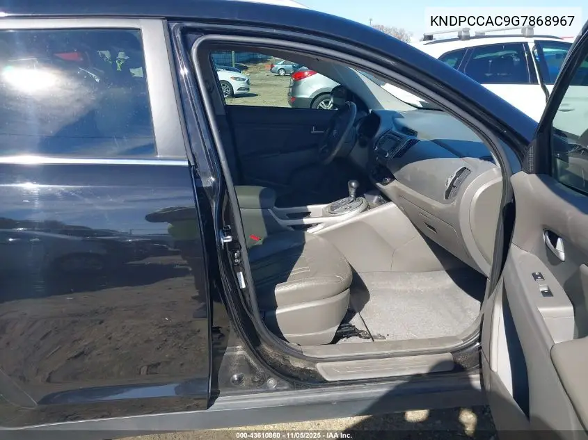 KNDPCCAC9G7868967 2016 Kia Sportage Ex