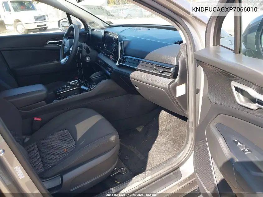 KNDPUCAGXP7066010 2023 Kia Sportage Hybrid Lx
