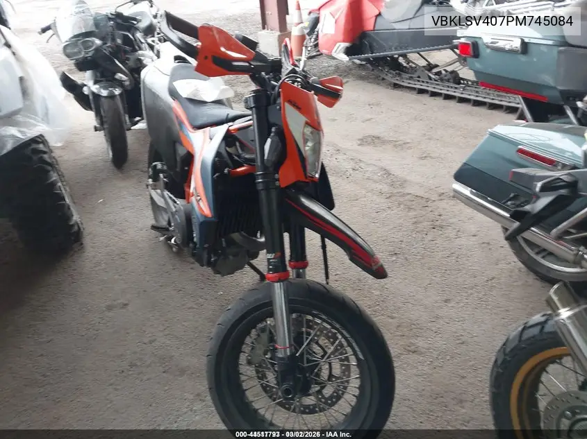 VBKLSV407PM745084 2023 Ktm 690 Smc R