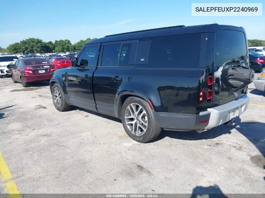 SALEPFEUXP2240969 2023 Land Rover Defender 130 Se