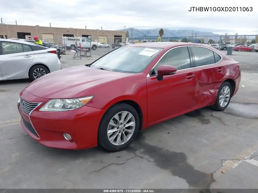 JTHBW1GGXD2011063 2013 Lexus Es 300H