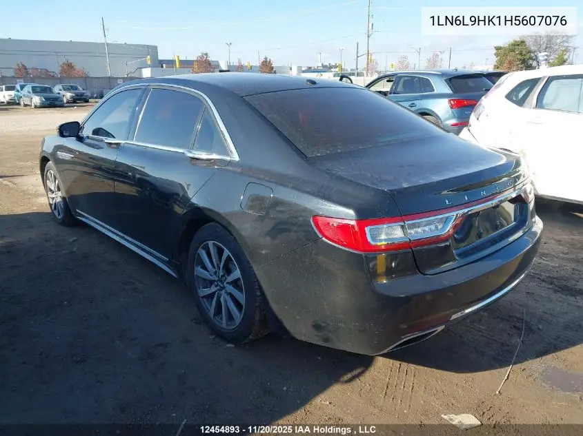 1LN6L9HK1H5607076 2017 Lincoln Continental Livery