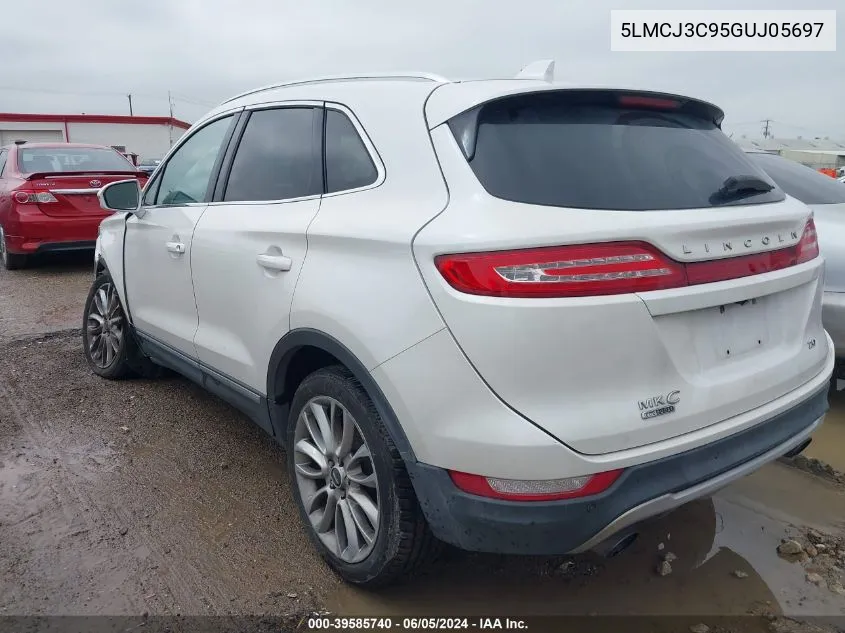 5LMCJ3C95GUJ05697 2016 Lincoln Mkc Reserve