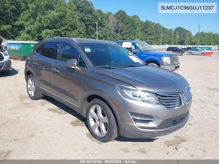 5LMCJ1C96GUJ11237 2016 Lincoln Mkc Premier