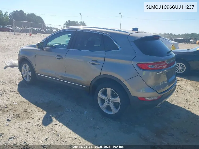 5LMCJ1C96GUJ11237 2016 Lincoln Mkc Premier