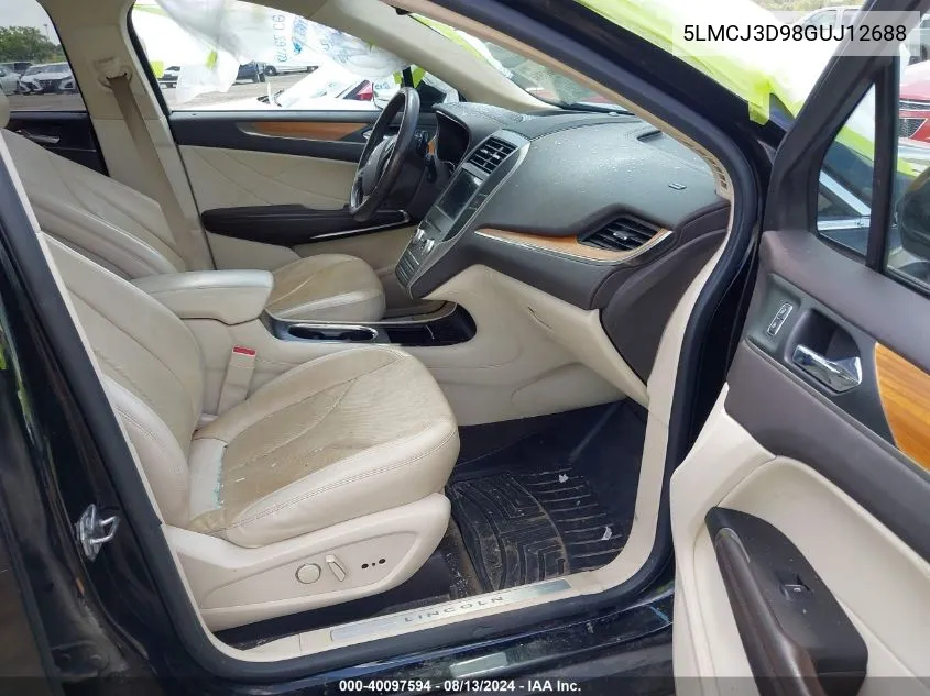 5LMCJ3D98GUJ12688 2016 Lincoln Mkc Reserve