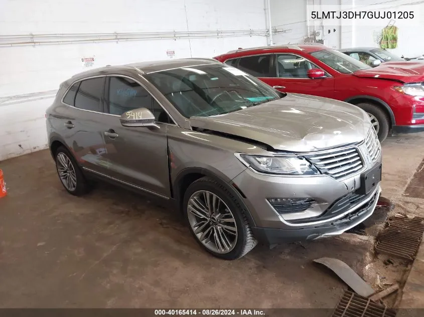 5LMTJ3DH7GUJ01205 2016 Lincoln Mkc Reserve