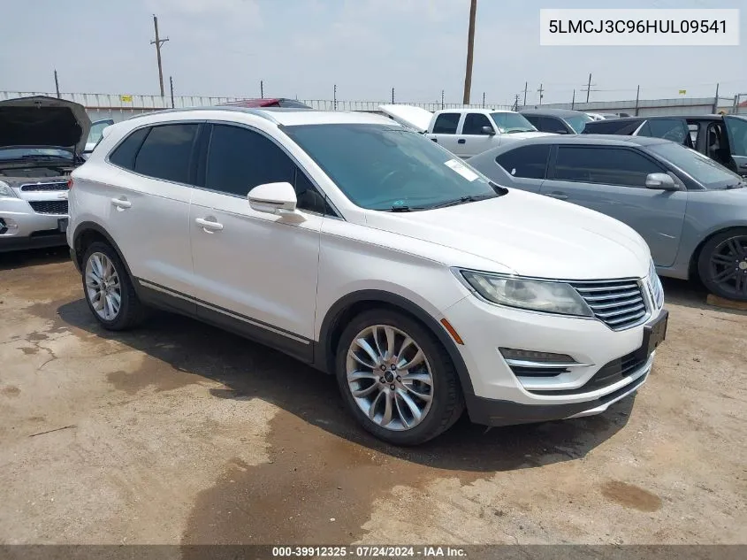 5LMCJ3C96HUL09541 2017 Lincoln Mkc Reserve