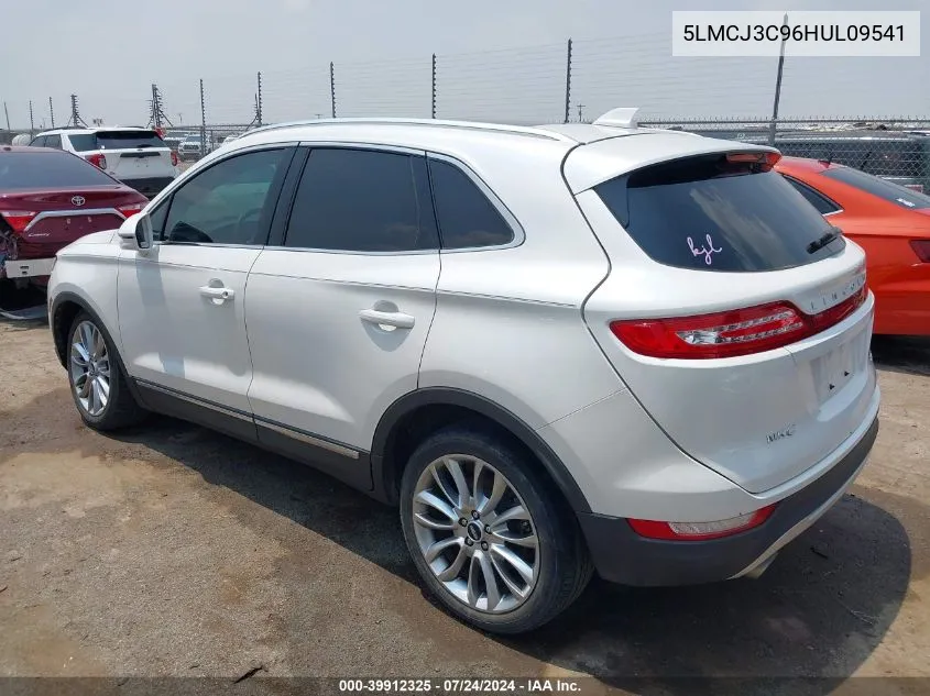 5LMCJ3C96HUL09541 2017 Lincoln Mkc Reserve