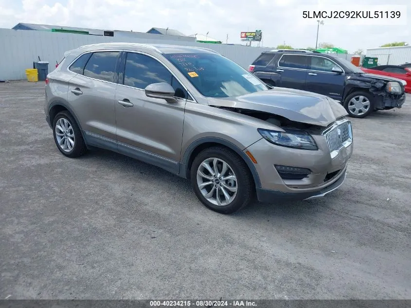 5LMCJ2C92KUL51139 2019 Lincoln Mkc Select