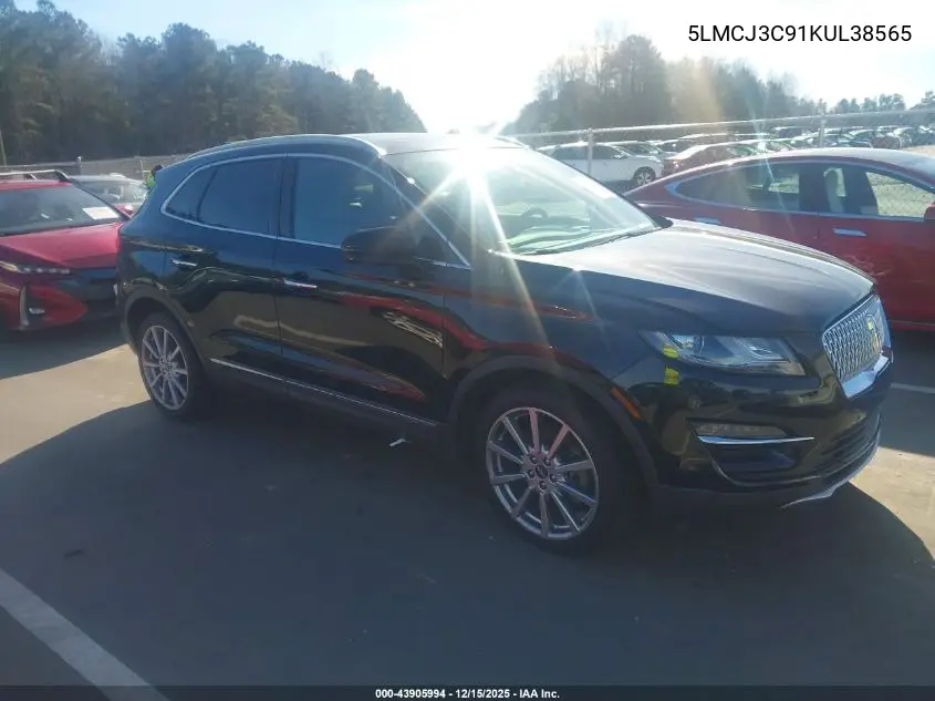 5LMCJ3C91KUL38565 2019 Lincoln Mkc Reserve
