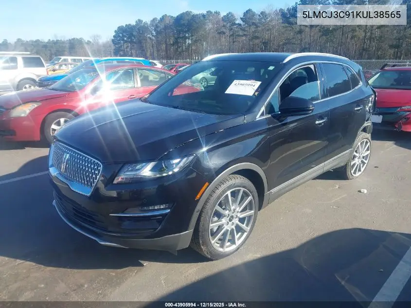 5LMCJ3C91KUL38565 2019 Lincoln Mkc Reserve