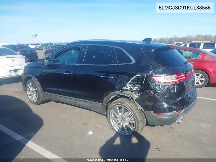 5LMCJ3C91KUL38565 2019 Lincoln Mkc Reserve