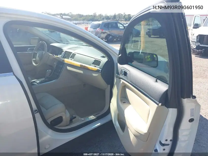 1LNHM93R09G601950 2009 Lincoln Mks