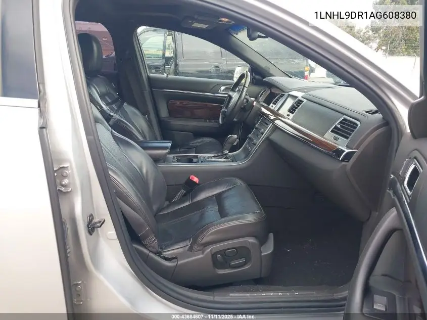 1LNHL9DR1AG608380 2010 Lincoln Mks