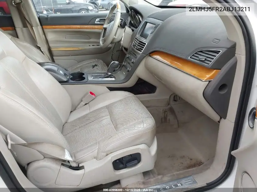 2LMHJ5FR2ABJ13211 2010 Lincoln Mkt