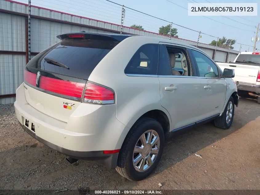 2007 Lincoln Mkx VIN: 2LMDU68C67BJ19123 Lot: 40286021