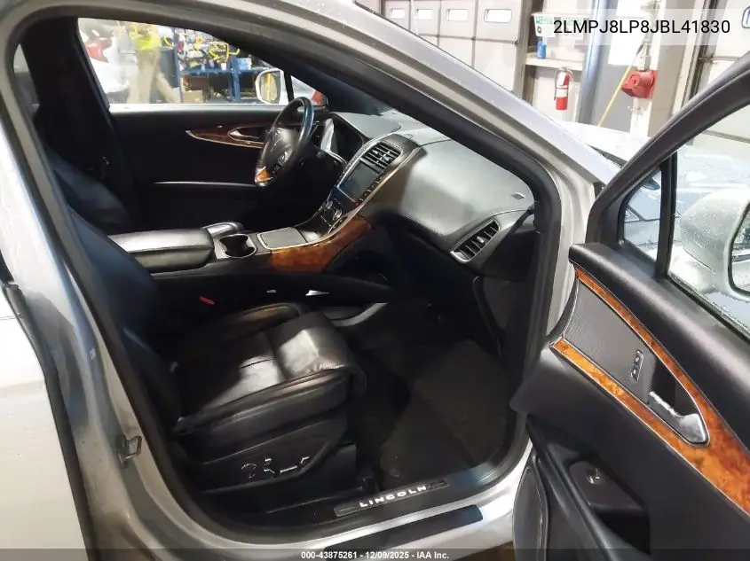 2LMPJ8LP8JBL41830 2018 Lincoln Mkx Reserve