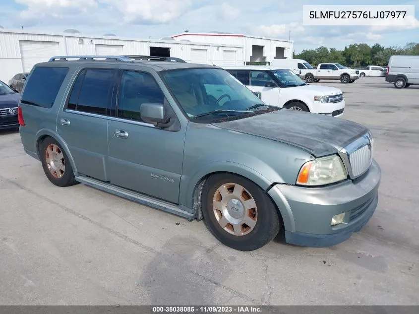 2006 Lincoln Navigator Luxury/Ultimate VIN: 5LMFU27576LJ07977 Lot: 38038085