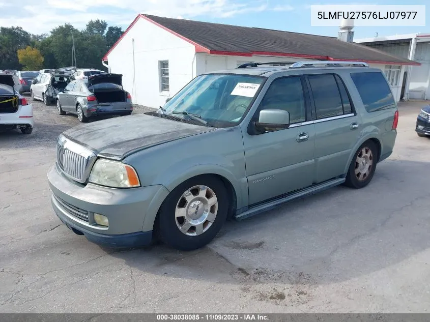 2006 Lincoln Navigator Luxury/Ultimate VIN: 5LMFU27576LJ07977 Lot: 38038085