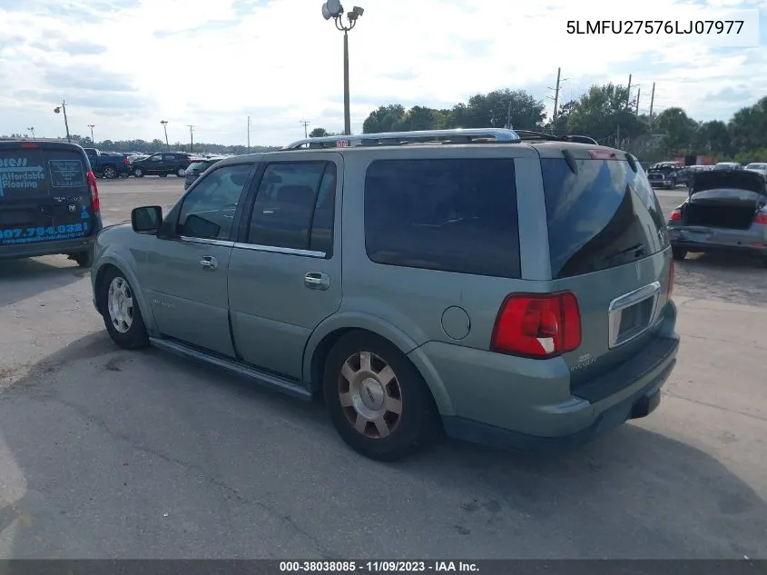 2006 Lincoln Navigator Luxury/Ultimate VIN: 5LMFU27576LJ07977 Lot: 38038085