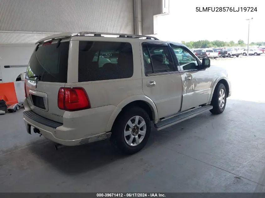 2006 Lincoln Navigator Luxury/Ultimate VIN: 5LMFU28576LJ19724 Lot: 39671412