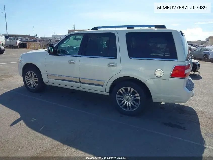 5LMFU27587LJ07939 2007 Lincoln Navigator Ultimate