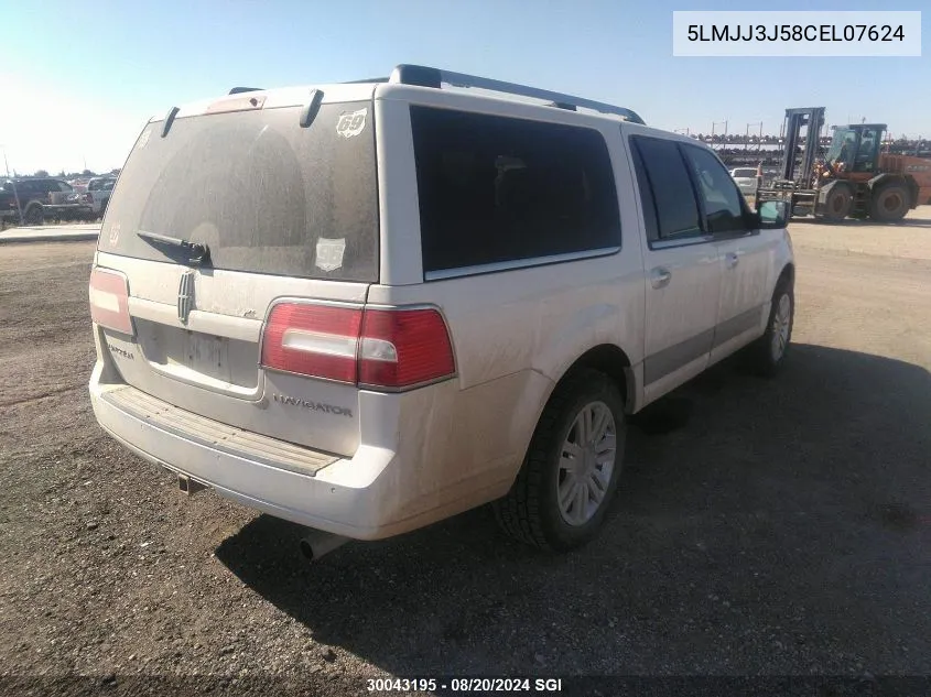 5LMJJ3J58CEL07624 2012 Lincoln Navigator L