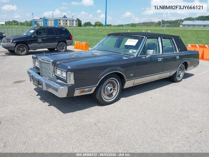 1LNBM82F3JY666121 1988 Lincoln Town Car Signature