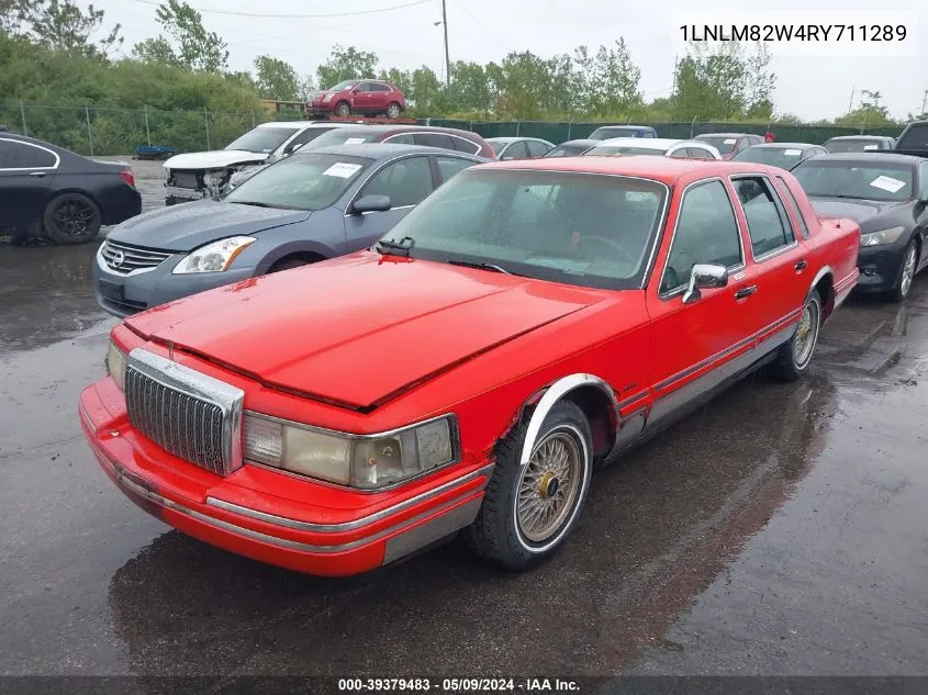 1994 Lincoln Town Car Signature/Tournament VIN: 1LNLM82W4RY711289 Lot: 39379483