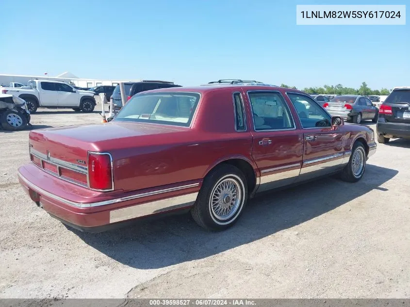 1995 Lincoln Town Car Signature/Spinnaker VIN: 1LNLM82W5SY617024 Lot: 39598527