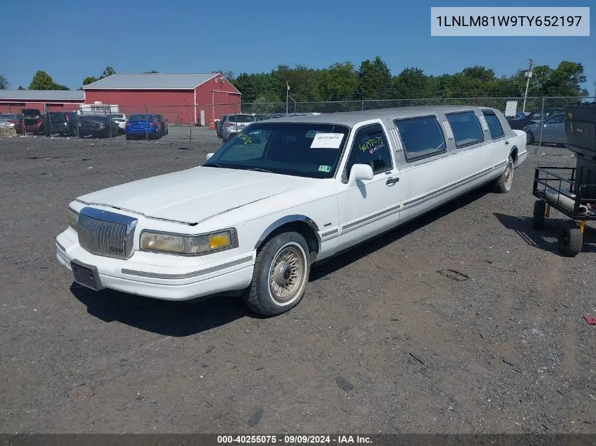 1996 Lincoln Town Car Executive VIN: 1LNLM81W9TY652197 Lot: 40255075