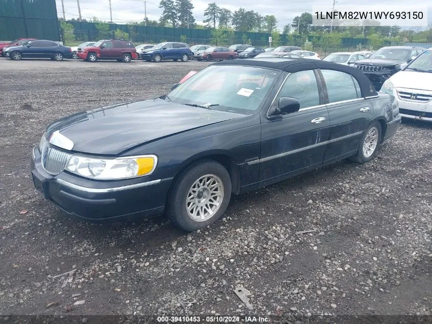 1998 Lincoln Town Car Signature VIN: 1LNFM82W1WY693150 Lot: 39410453