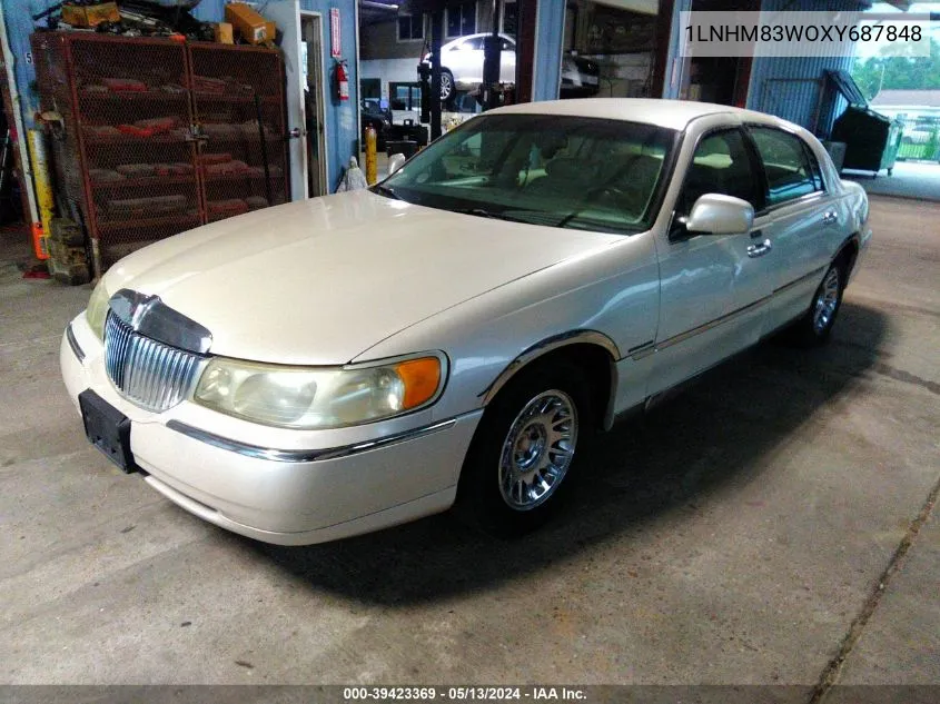 1999 Lincoln Town Car Cartier VIN: 1LNHM83WOXY687848 Lot: 39423369