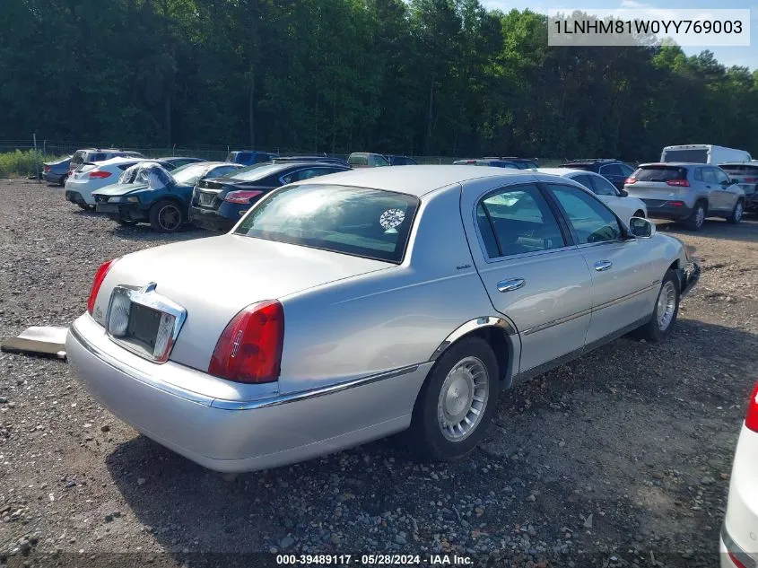 2000 Lincoln Town Car Executive VIN: 1LNHM81W0YY769003 Lot: 39489117