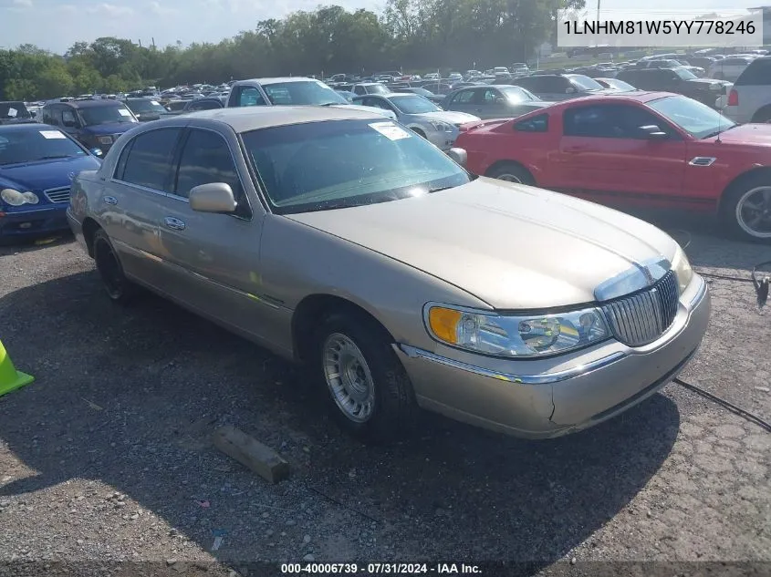 2000 Lincoln Town Car Executive VIN: 1LNHM81W5YY778246 Lot: 40006739