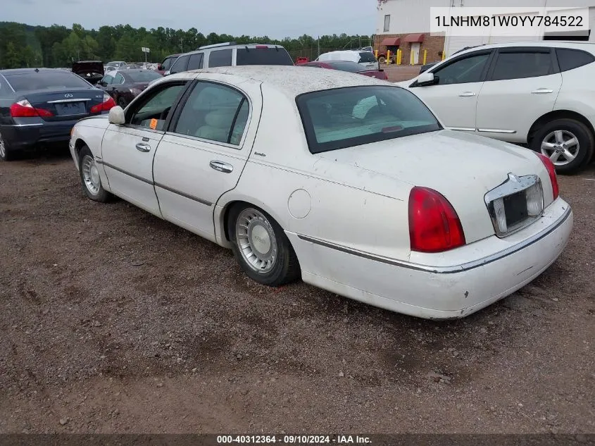 2000 Lincoln Town Car Executive VIN: 1LNHM81W0YY784522 Lot: 40312364