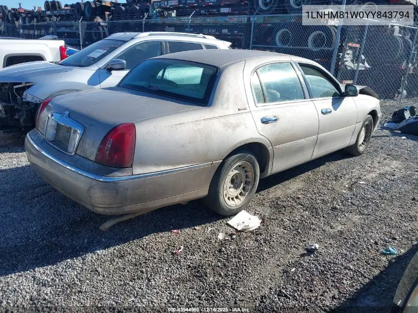 1LNHM81W0YY843794 2000 Lincoln Town Car Executive