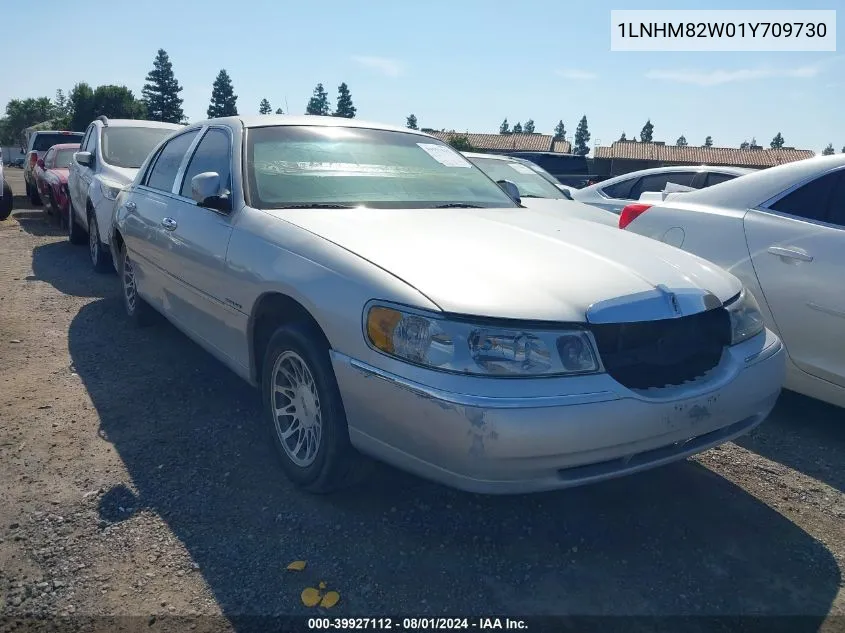 2001 Lincoln Town Car Signature VIN: 1LNHM82W01Y709730 Lot: 39927112