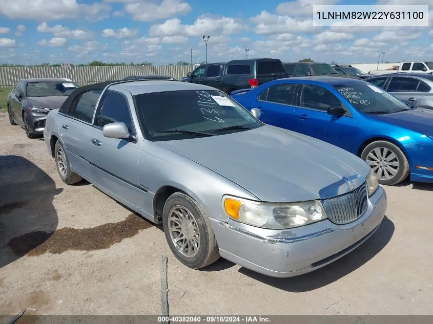 2002 Lincoln Town Car Signature VIN: 1LNHM82W22Y631100 Lot: 40382040